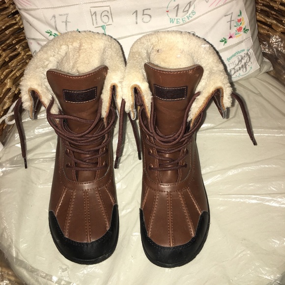 UGG Shoes - Winter Ugg Boots Butte